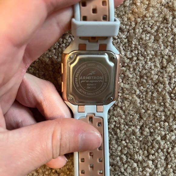 Watch - Picture 3 of 4